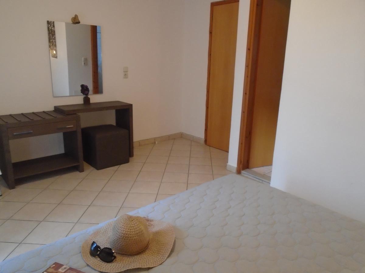 Stella 'S Sea Front Apartments Γένι Εξωτερικό φωτογραφία